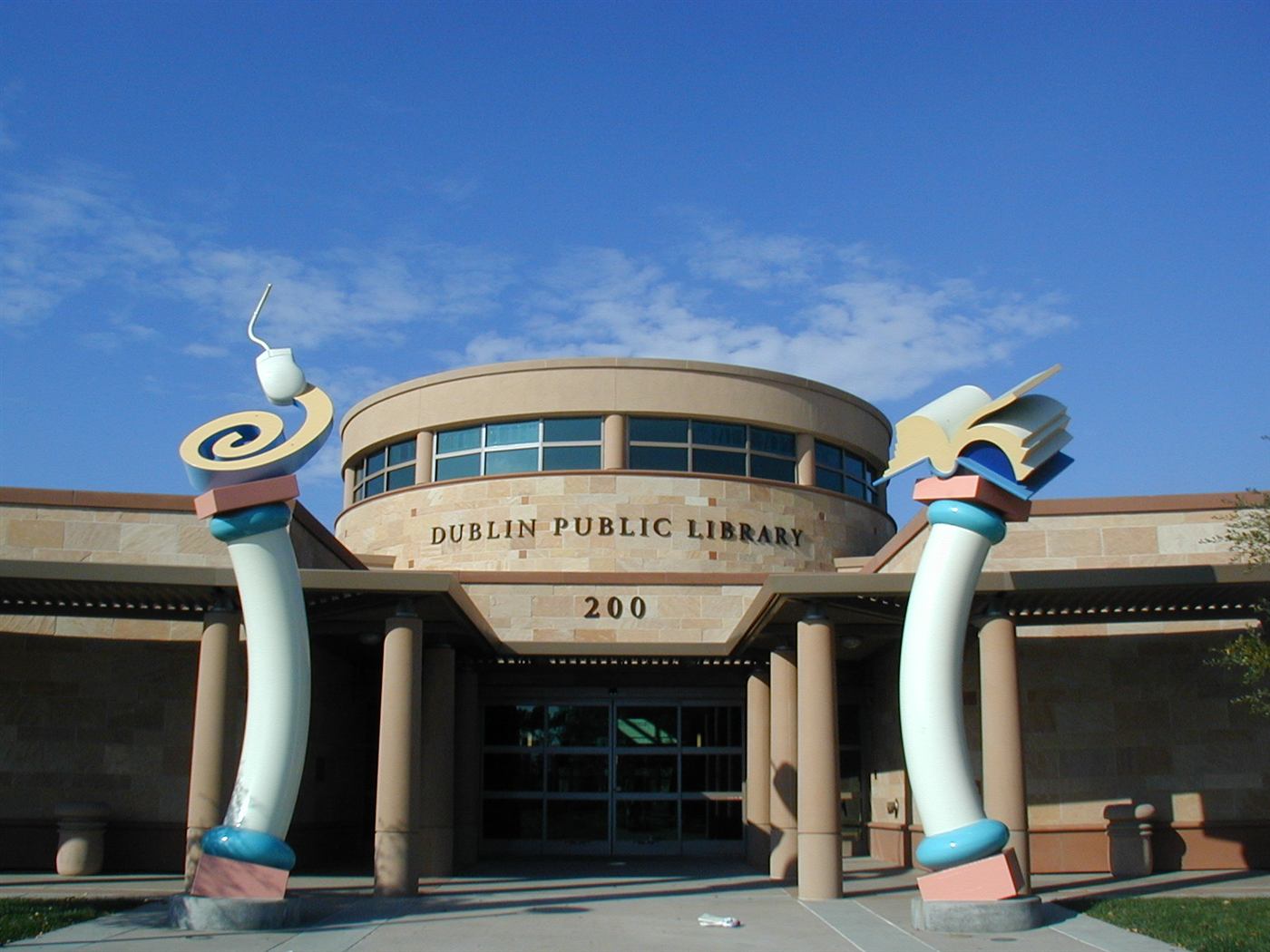 Dublin, California public library building
