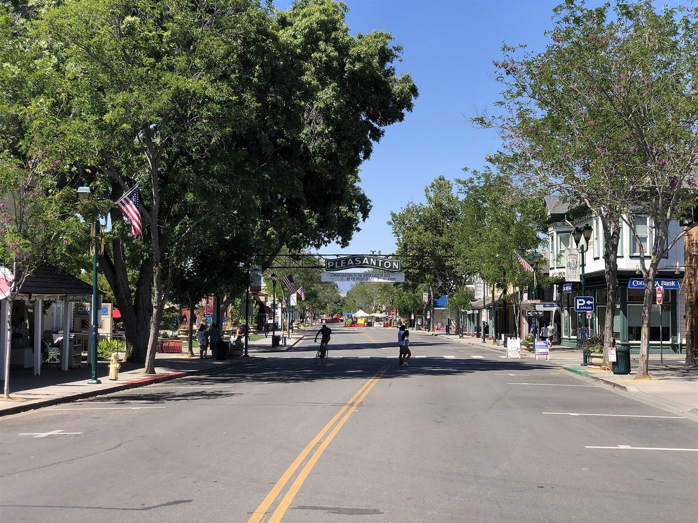 Downtown Pleasanton street scene